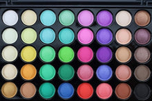 Load image into Gallery viewer, 40 Colors Eyeshadow Palette Matte Shimmer Make Up Eyeshadow Palette Highlight Pigmented Eye Shadow Long Lasting Makeup Set